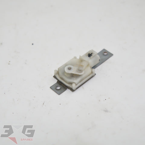 Nissan A31 Cefiro Right Hand Auto Door Lock Switch 80580-71L00 1988-1994 OEM with 3GSpares logo