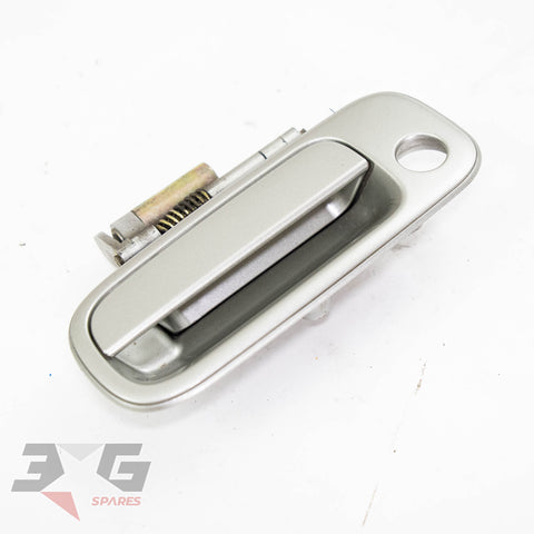 Genuine Toyota OEM exterior front door handle 69220‑22190‑B1 – complete assembly in used working condition
