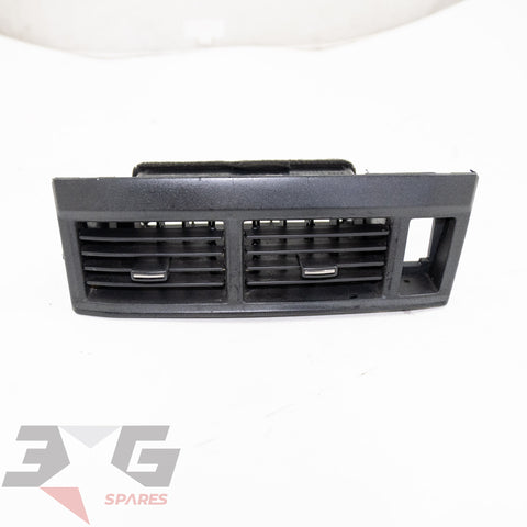 R34 Skyline center upper dash air conditioning vent set 68750-AA000 / 68750-AA005
