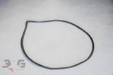 New OEM Nissan front right door weatherstrip 80830‑15U00 – authentic R33 Skyline sedan seal in good condition.