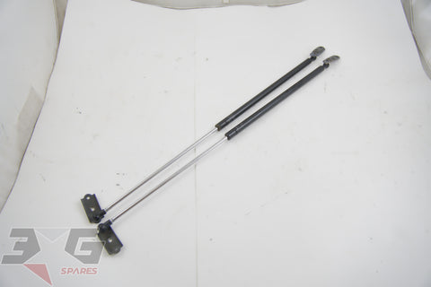 Toyota AE111G Sprinter Carib rear hatch stays struts 68950-80044 68960-19605 with 3GSpares logo

