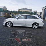 Toyota GXE10 Altezza Gita Wagon left side exterior profile