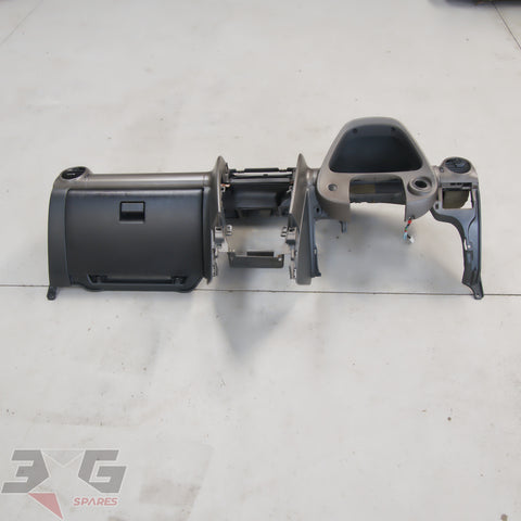  Dashboard and vents for Toyota Altezza SXE10 1995–2001 with 3GSpares logo.